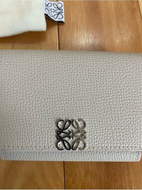 Loewe Trifold Textured Leather Wallet with Silver Anagram